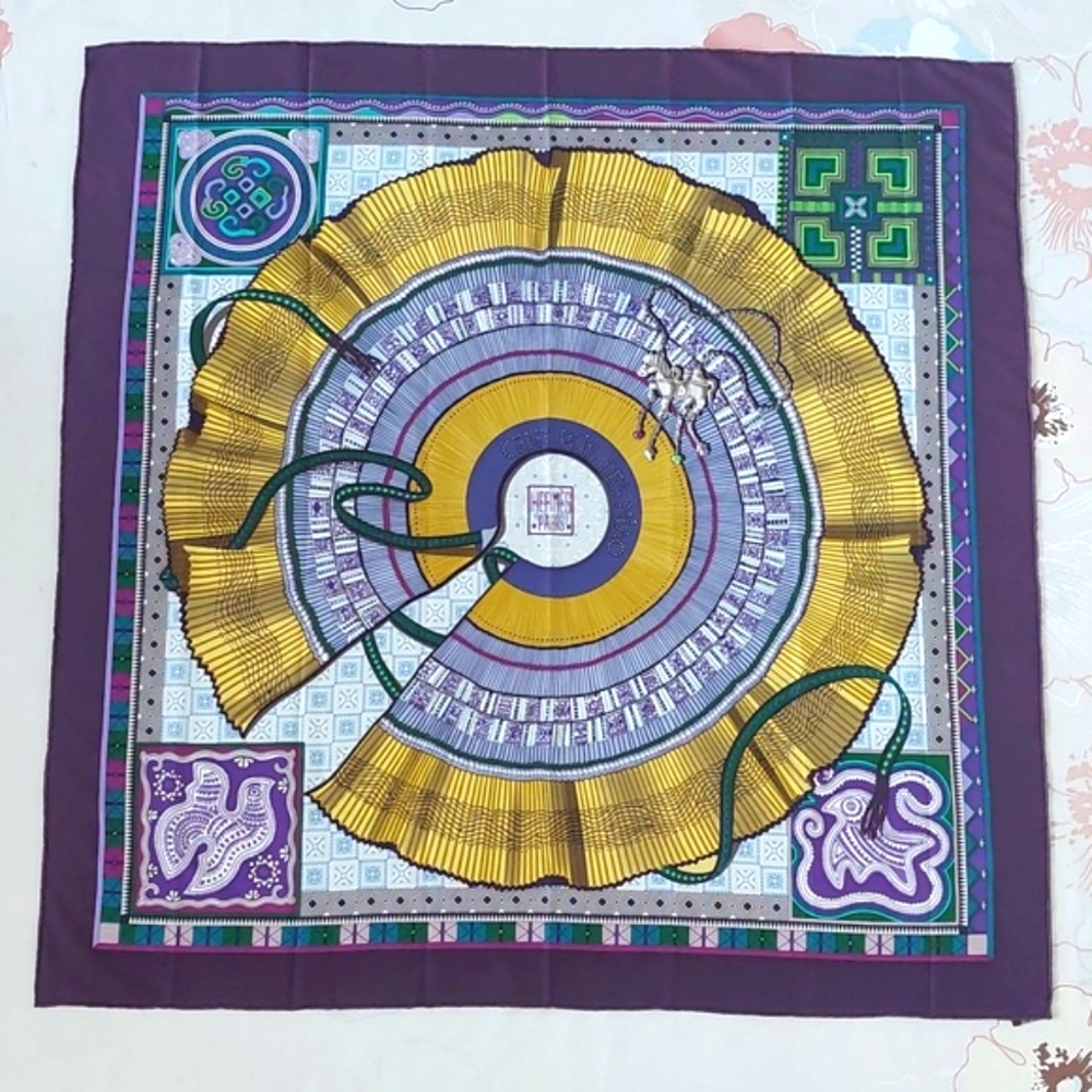 Hermes cent plis des miao scarf